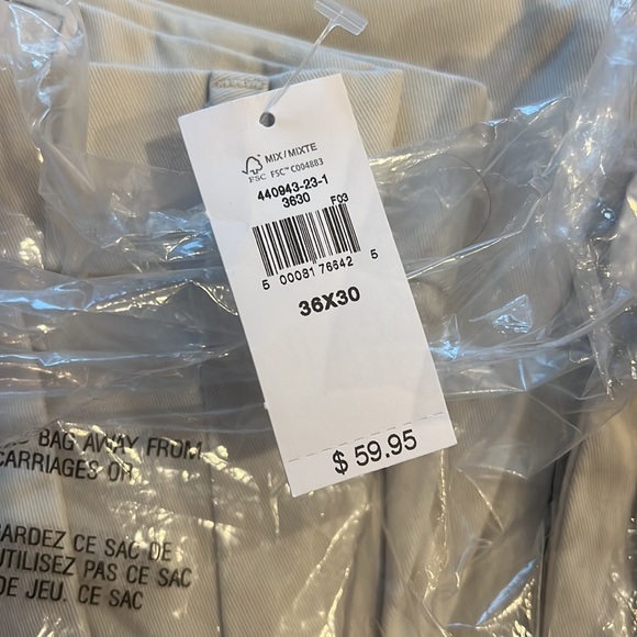 GAP Modern Khakis in Slim Fit in Color Sandstone Beige NWT - Picture 4 of 4